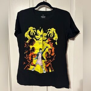 Women’s XL Stranger Things T-Shirt